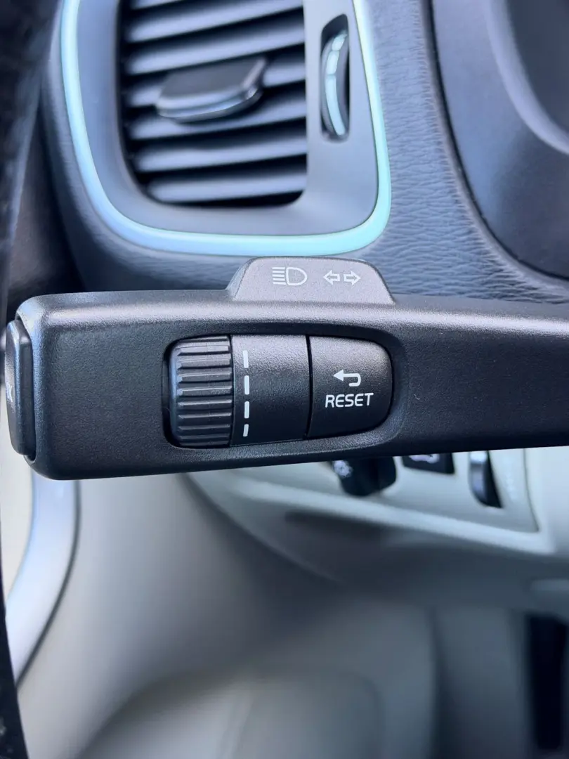 VOLVO V40 2017 2.0D E6 Garantie 12 Luni Rate Avans 0 Doar Cu