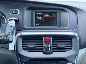 VOLVO V40 2017 2.0D E6 Garantie 12 Luni Rate Avans 0 Doar Cu