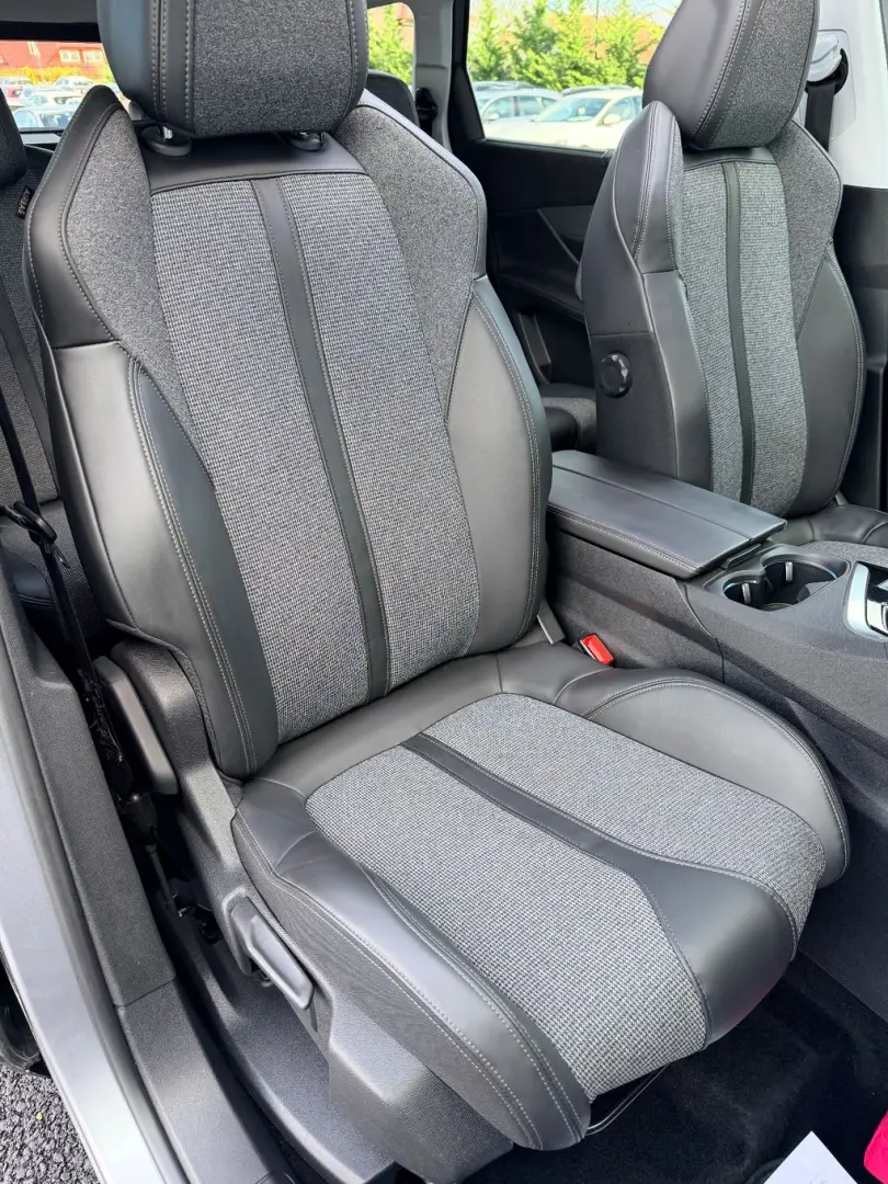 PEUGEOT 5008 2018 1.2i E6 Garantie 12 Luni Rate Avans 0 Doar