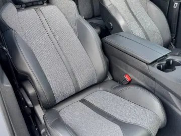 PEUGEOT 5008 2018 1.2i E6 Garantie 12 Luni Rate Avans 0 Doar