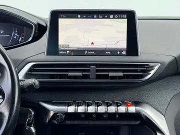 PEUGEOT 5008 2018 1.2i E6 Garantie 12 Luni Rate Avans 0 Doar