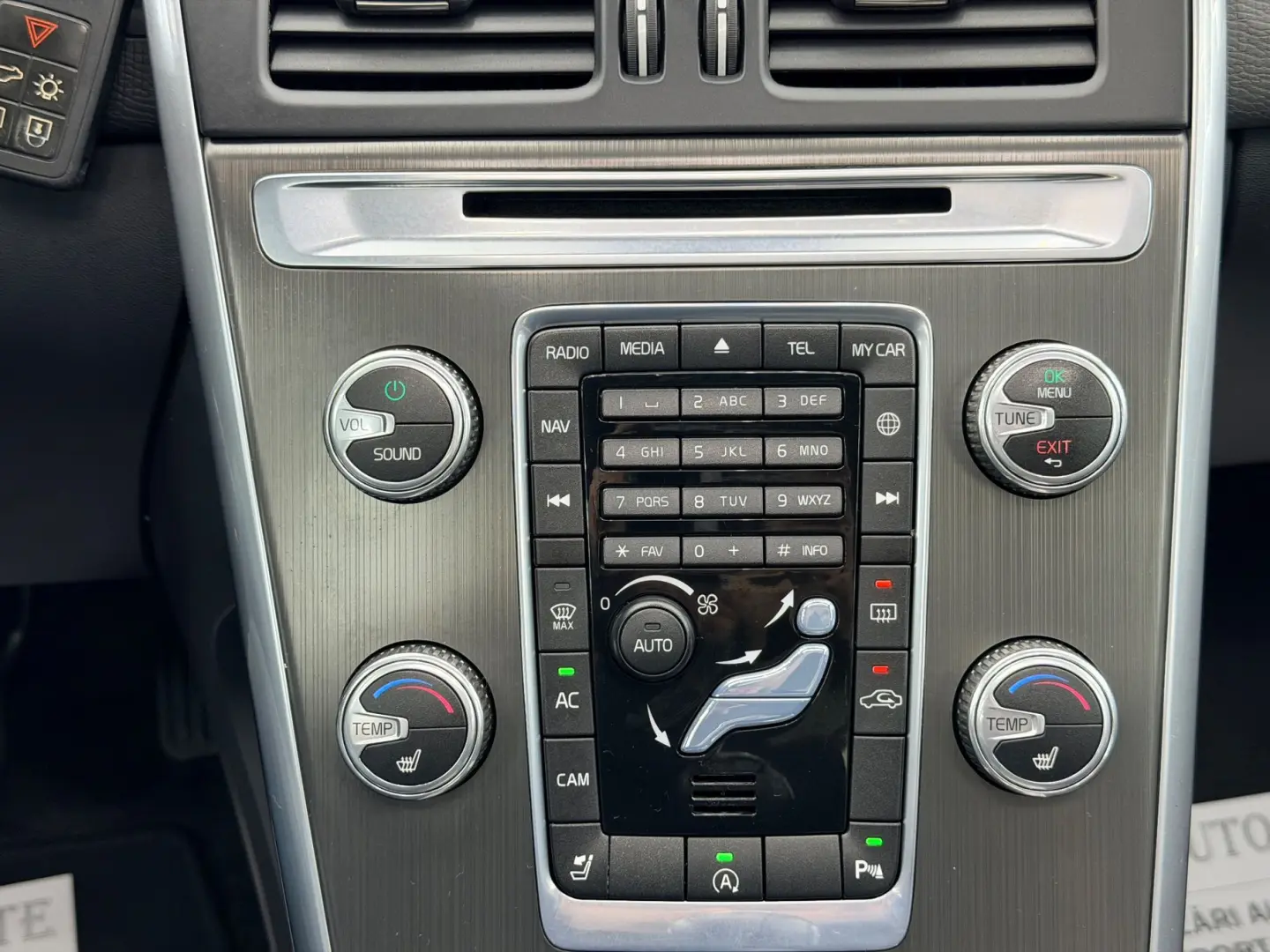 VOLVO Xc-60 2015 2.0D E5 Garantie 12 Luni Rate Avans 0 Doar