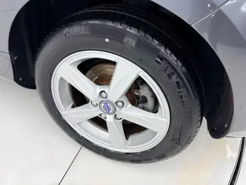 VOLVO V40 2015 1.6D E5 Garantie 12 Luni Rate Avans 0 doar Cu