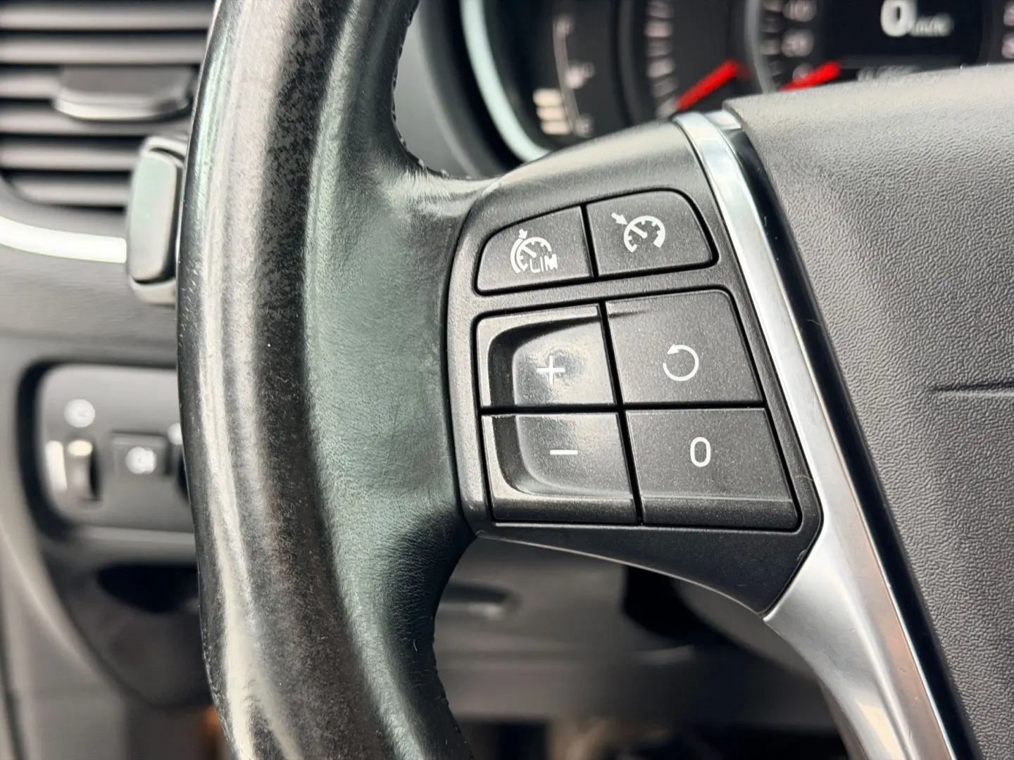 VOLVO V40 2015 1.6D E5 Garantie 12 Luni Rate Avans 0 doar Cu