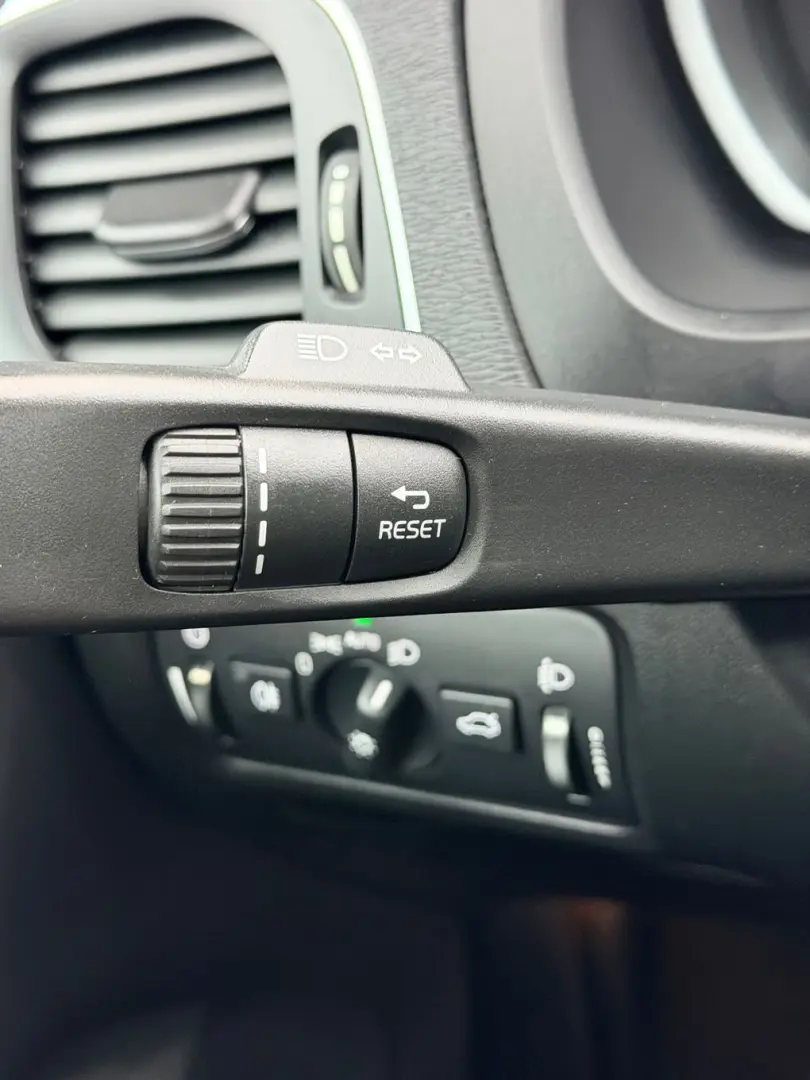 VOLVO V40 2015 1.6D E5 Garantie 12 Luni Rate Avans 0 doar Cu