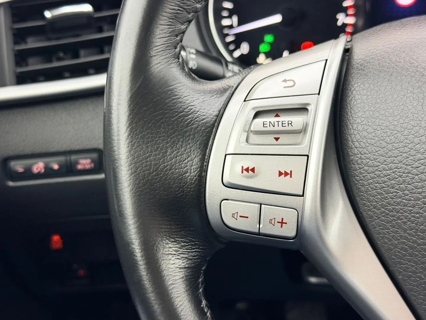 NISSAN X-TRAIL 2016 1.6i E6 Garantie 12 Luni Rate Avans 0 Do