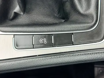 VOLKSWAGEN GOLF 2014 1.6D E5 Garantie 12 Luni Rate Avans 0 D