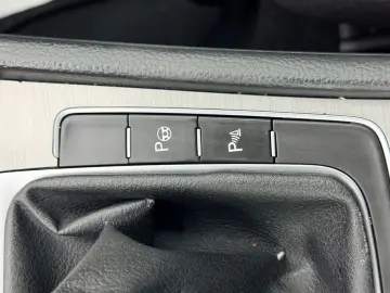 VOLKSWAGEN GOLF 2014 1.6D E5 Garantie 12 Luni Rate Avans 0 D