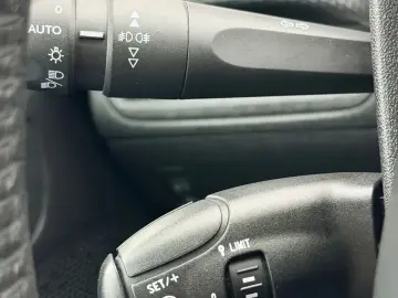 PEUGEOT 208 2018 1.2i E6 Garantie 12 Luni Rate Avans 0 Doar