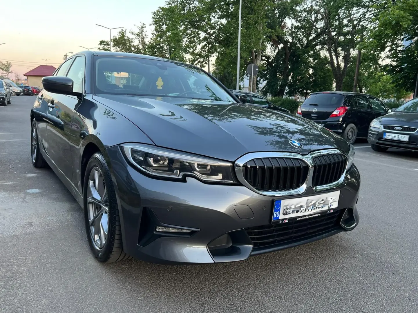 BMW 330