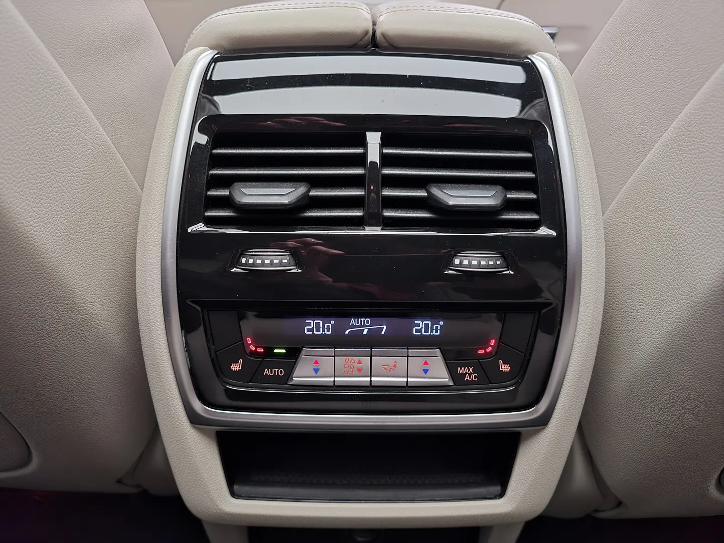 BMW X6 xDrive 40i MHEV M Packet