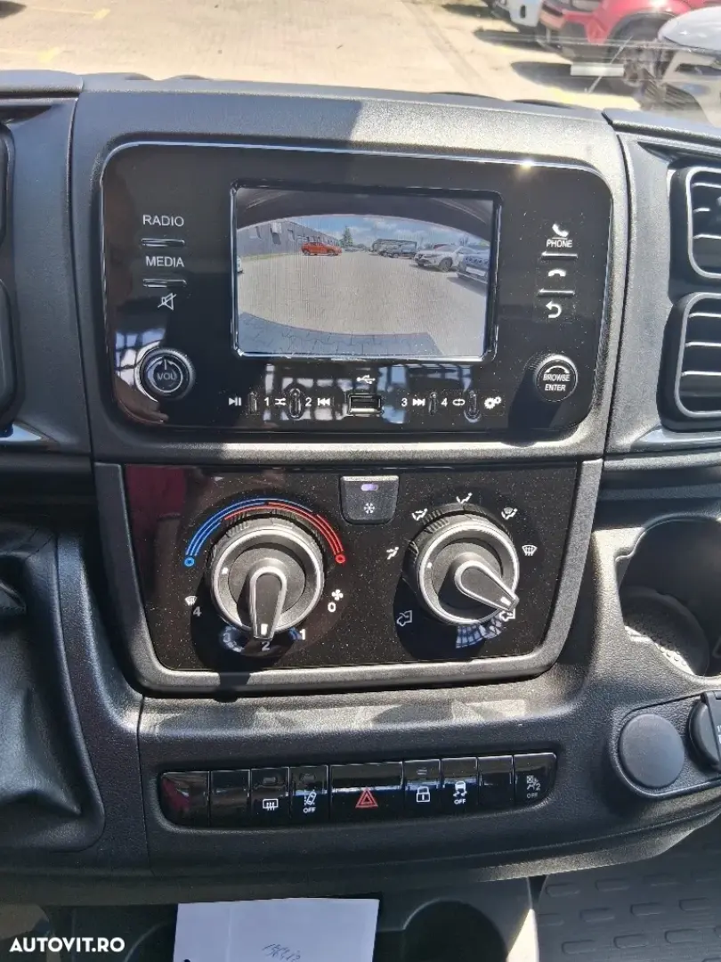 Fiat Ducato Maxi Cabinato cu bena fixa