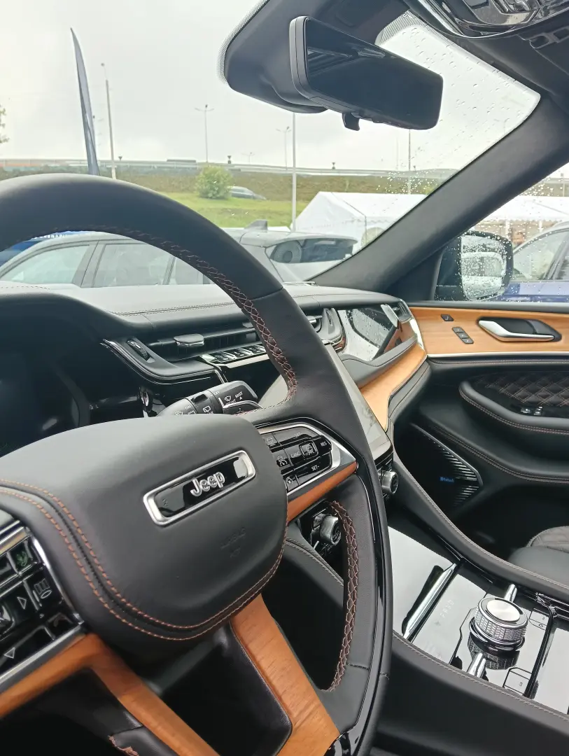 Grand Cherokee 4xe 2.0 PHEV 380 CP AT8 4WD