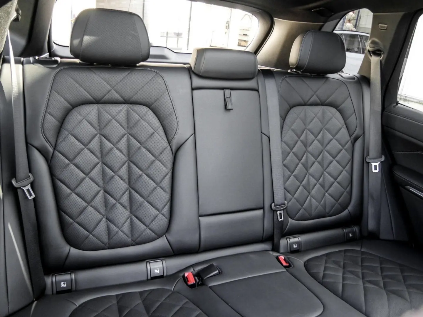 X5 xDrive45e M Sport 2-Achs Luftfed. AHK Pano DA