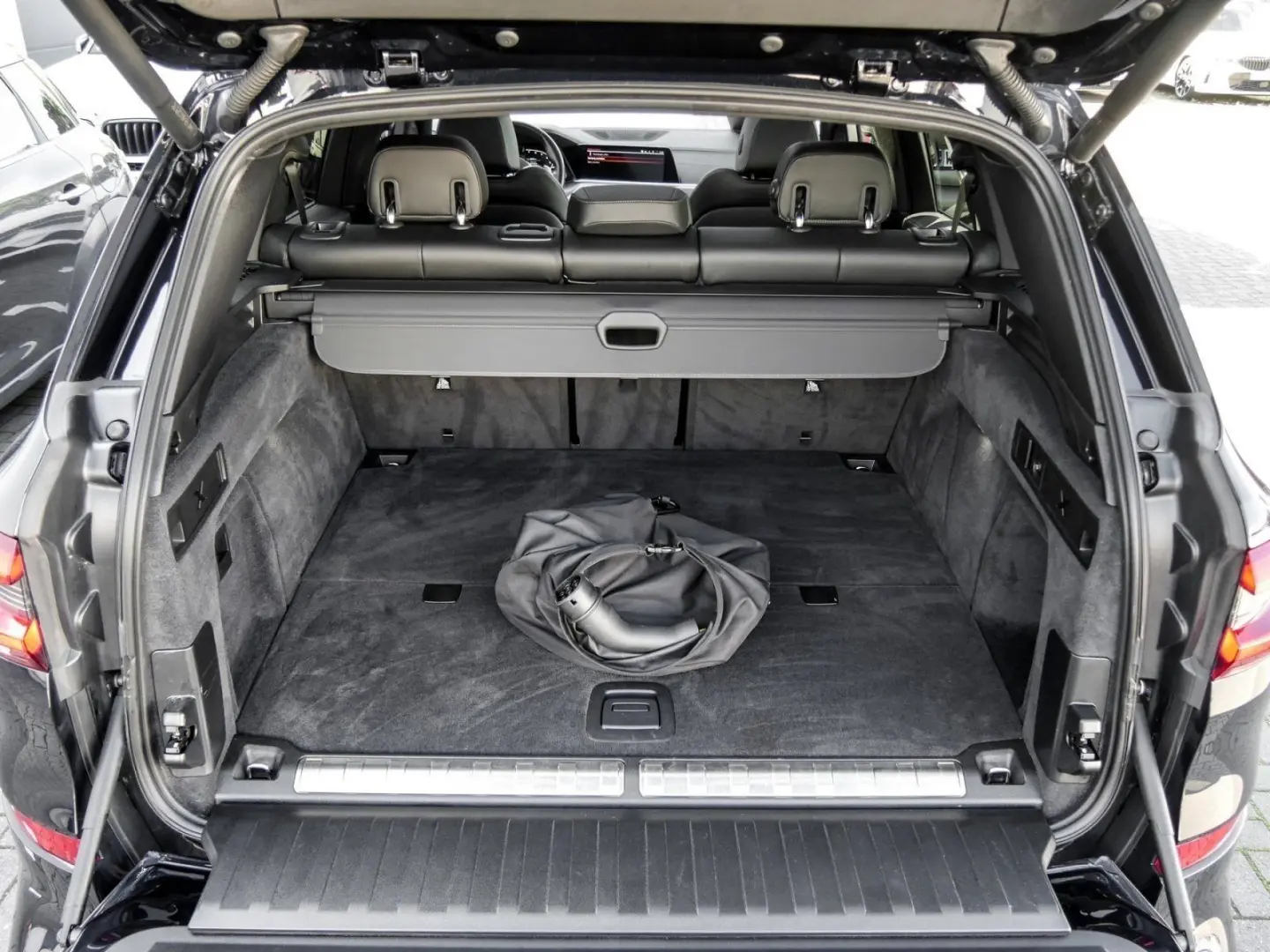 X5 xDrive45e M Sport 2-Achs Luftfed. AHK Pano DA