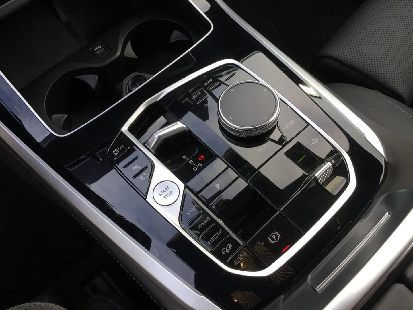 X5 xDrive50e M SPORT PRO PANO AHK PAP HK SOUND