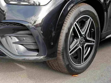 GLE 400 e 4M AMG DIST PANO HUD AHK AIRMATIC 360