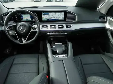 GLE 400 e 4M AMG DIST PANO HUD AHK AIRMATIC 360