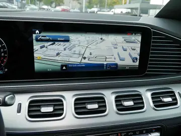 GLE 400 e 4M AMG DIST PANO HUD AHK AIRMATIC 360