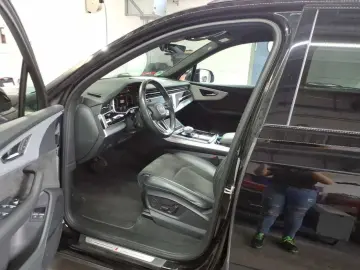 Q7 S-Line 55 TFSIe quattro   Navi   Matrix  B&O