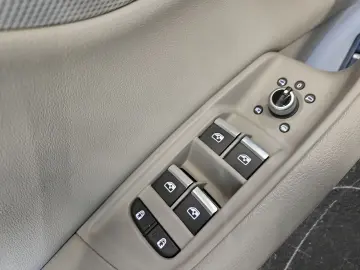 Q7 55 TFSI e tiptronic quattro S line NaviPlus L