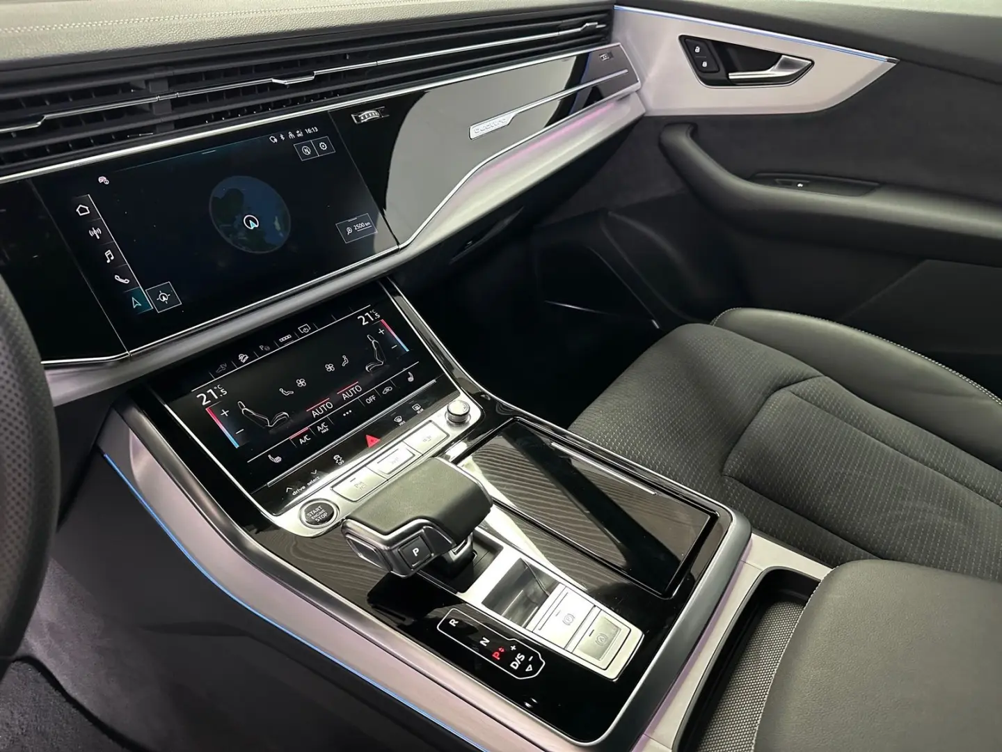 Q7 55 TFSI e quattro S line LED Navi B&O AHK