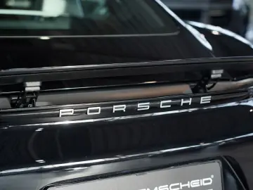 Cayman 718 PDK 1.H  20  Sport-Abgas  Sportsitze