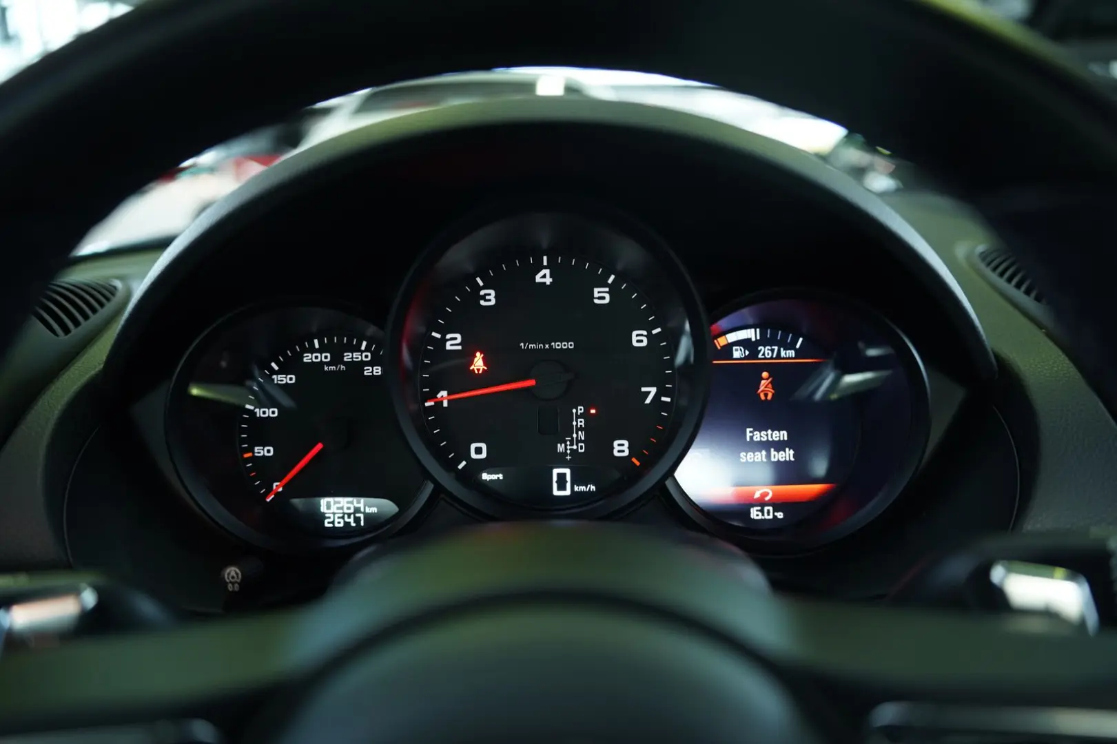 Cayman 718 PDK 1.H  20  Sport-Abgas  Sportsitze