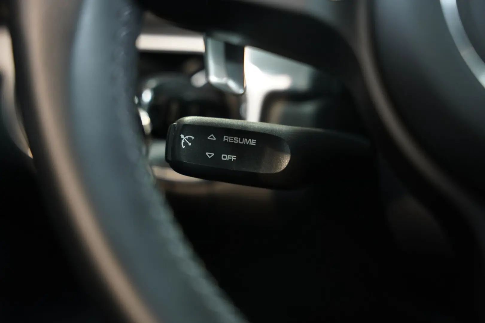 Cayman 718 PDK 1.H  20  Sport-Abgas  Sportsitze