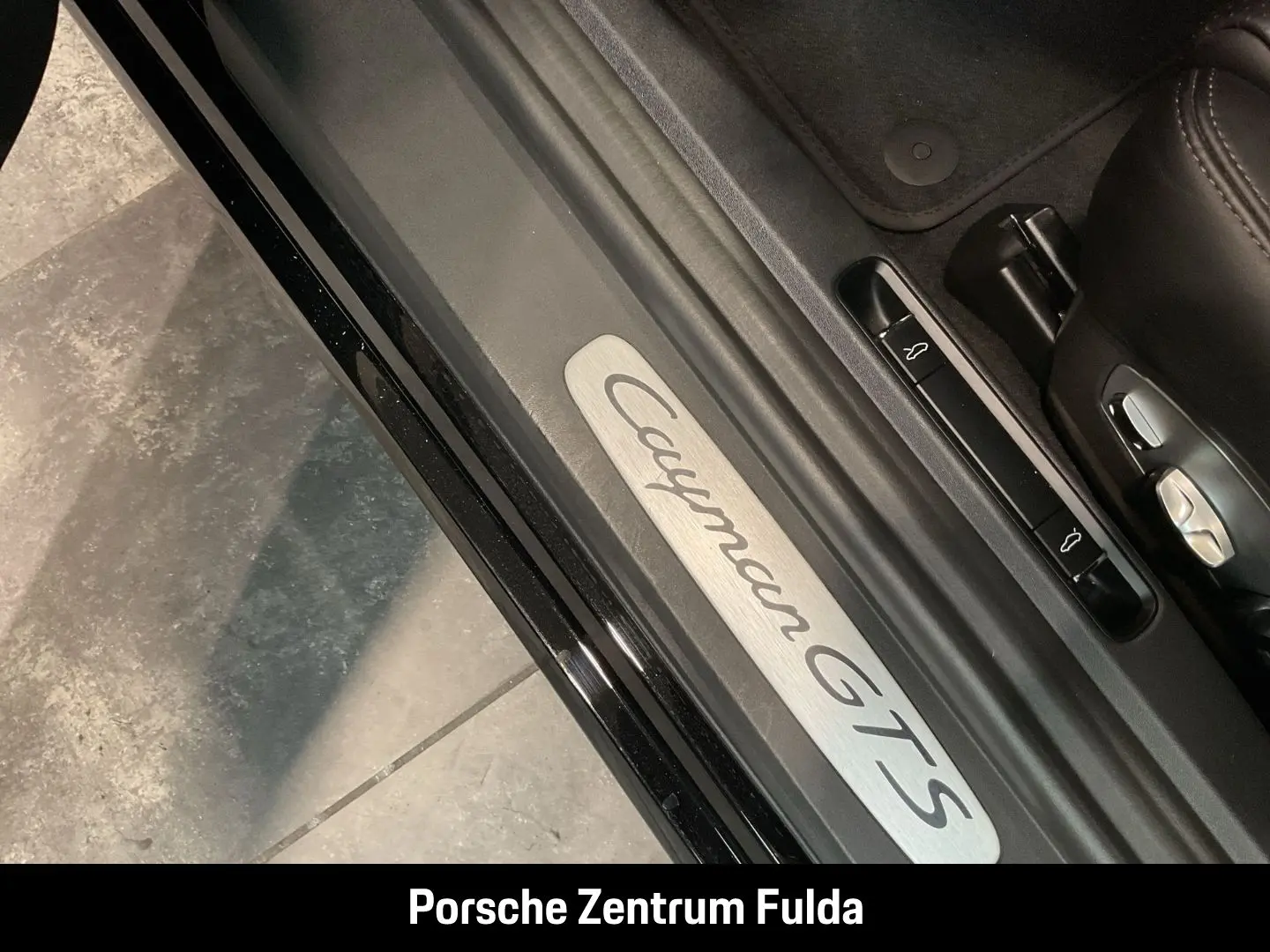 Cayman 718 GTS 4.0 Sportabgasanlage Sport Chrono