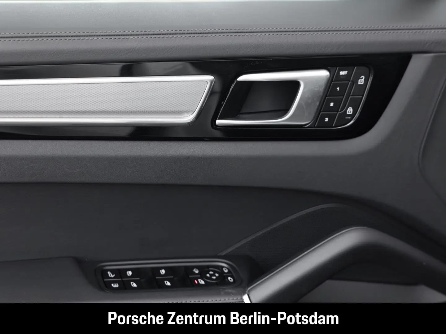 Cayenne E-Hybrid Platinum Edition Panoramadach