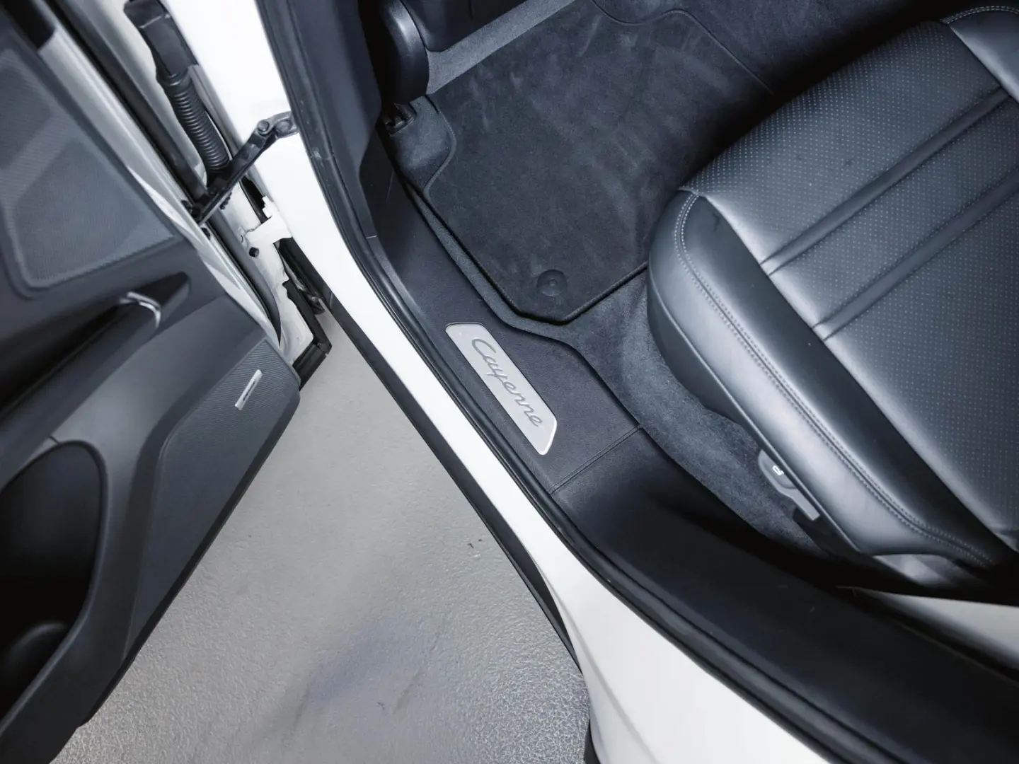 Cayenne E-Hybrid Platinum Edition Luftfederung