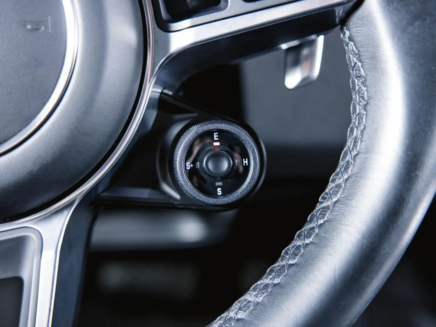 Cayenne E-Hybrid Platinum Edition Luftfederung