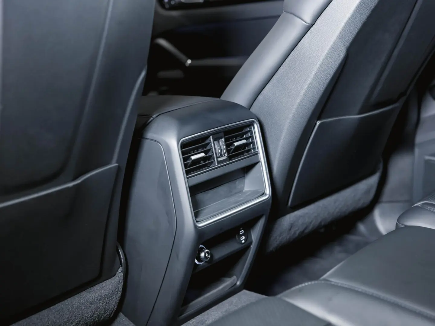 Cayenne E-Hybrid Platinum Edition Luftfederung