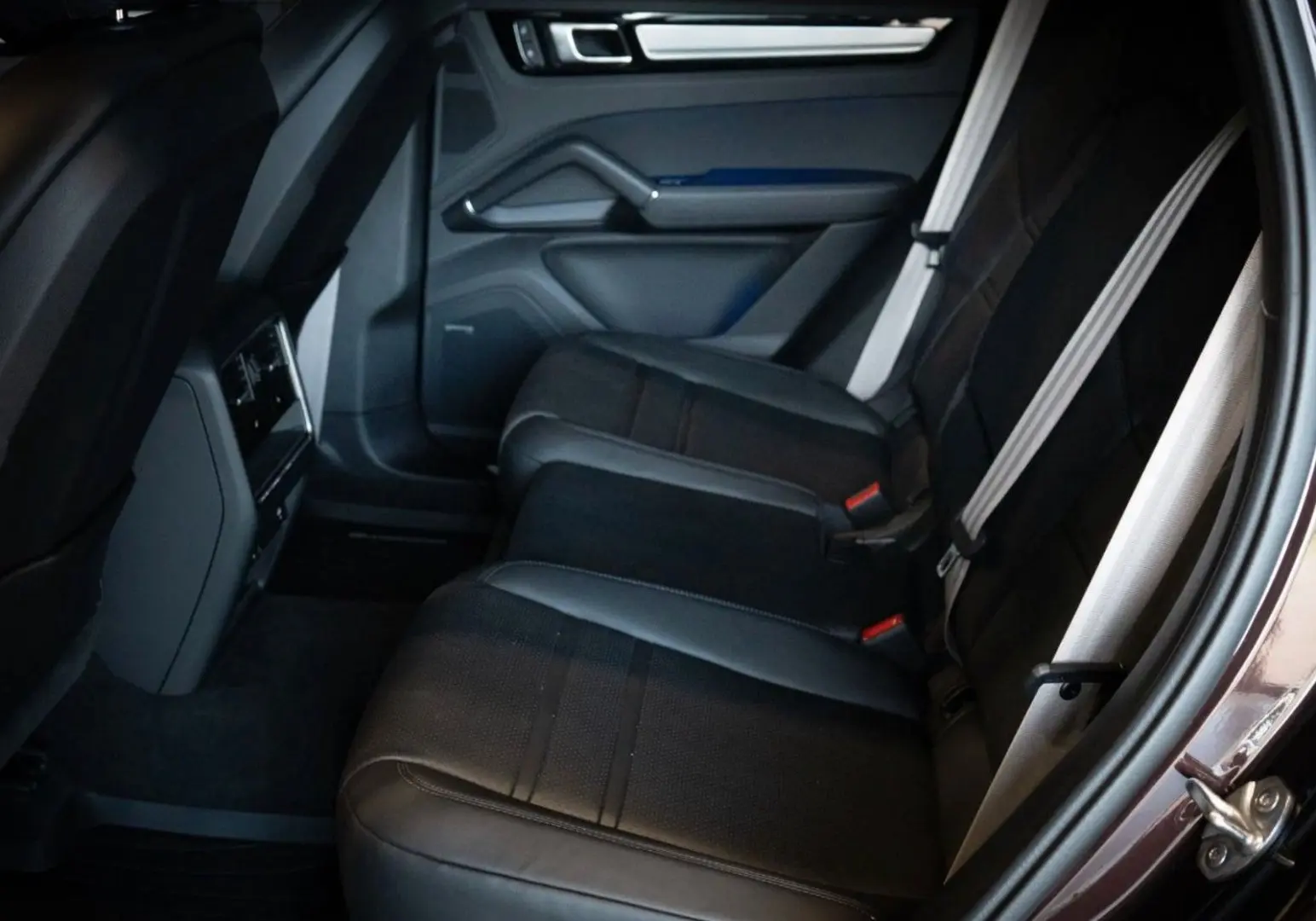 Cayenne Coupe E-Hybrid Platinum Edition