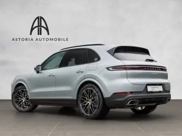 Cayenne E-Hybrid Luft HDMatrix 360 InnoDrive Pan