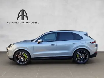 Cayenne E-Hybrid Luft HDMatrix 360 InnoDrive Pan