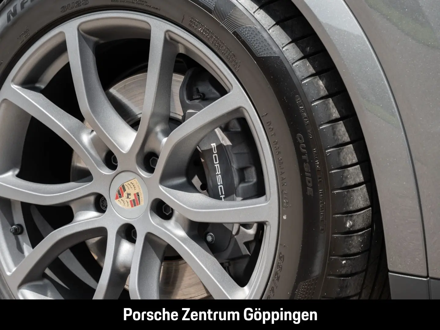 Cayenne E-Hybrid Sport-Chrono Panoramadach LED