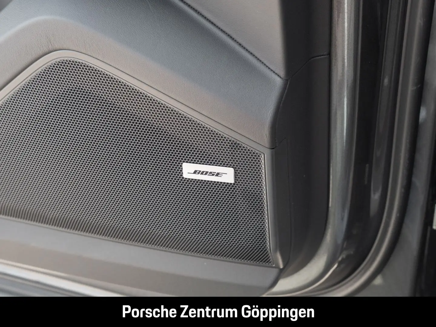 Cayenne E-Hybrid Sport-Chrono Panoramadach LED