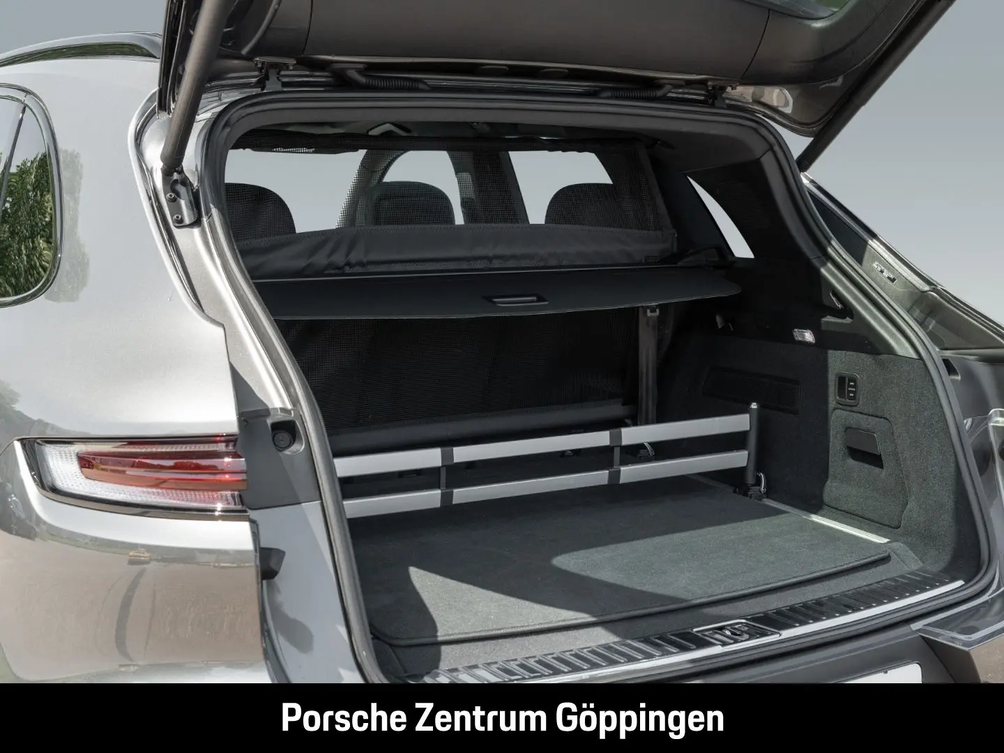 Cayenne E-Hybrid Sport-Chrono Panoramadach LED