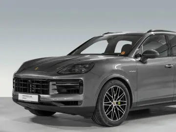 Cayenne E-Hybrid HeadUp Sport Chrono PASM BOSE