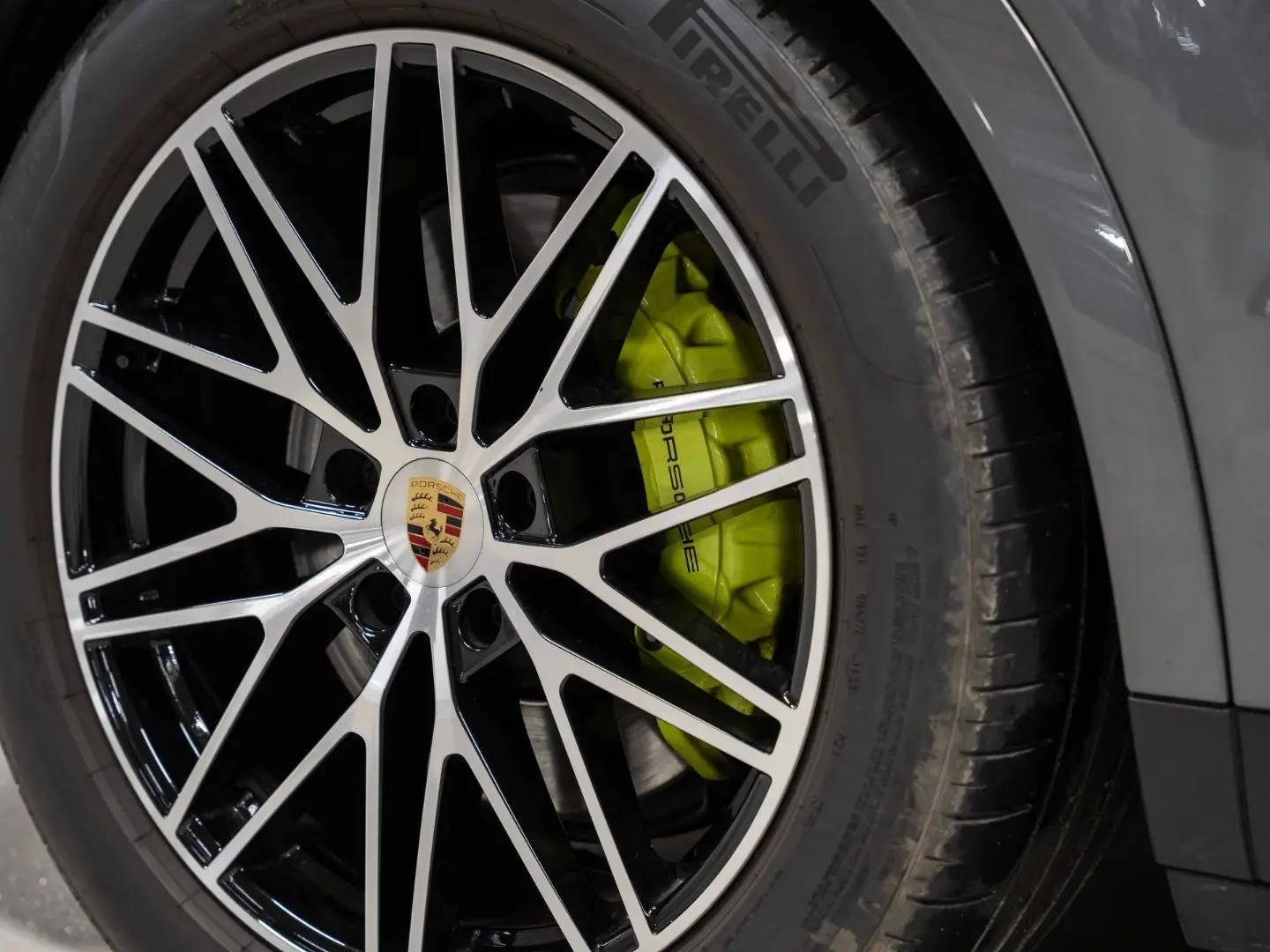 Cayenne E-Hybrid HeadUp Sport Chrono PASM BOSE