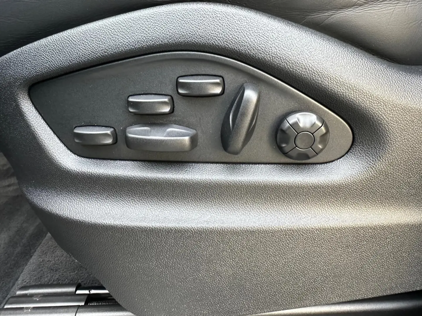 Cayenne Beif.-Displ.   Pano   Bose   PASM   21