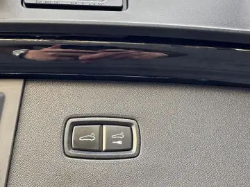 Cayenne Beif.-Displ.   Pano   Bose   PASM   21