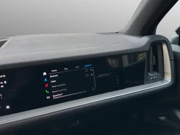 Cayenne Beif.-Displ.   Pano   Bose   PASM   21