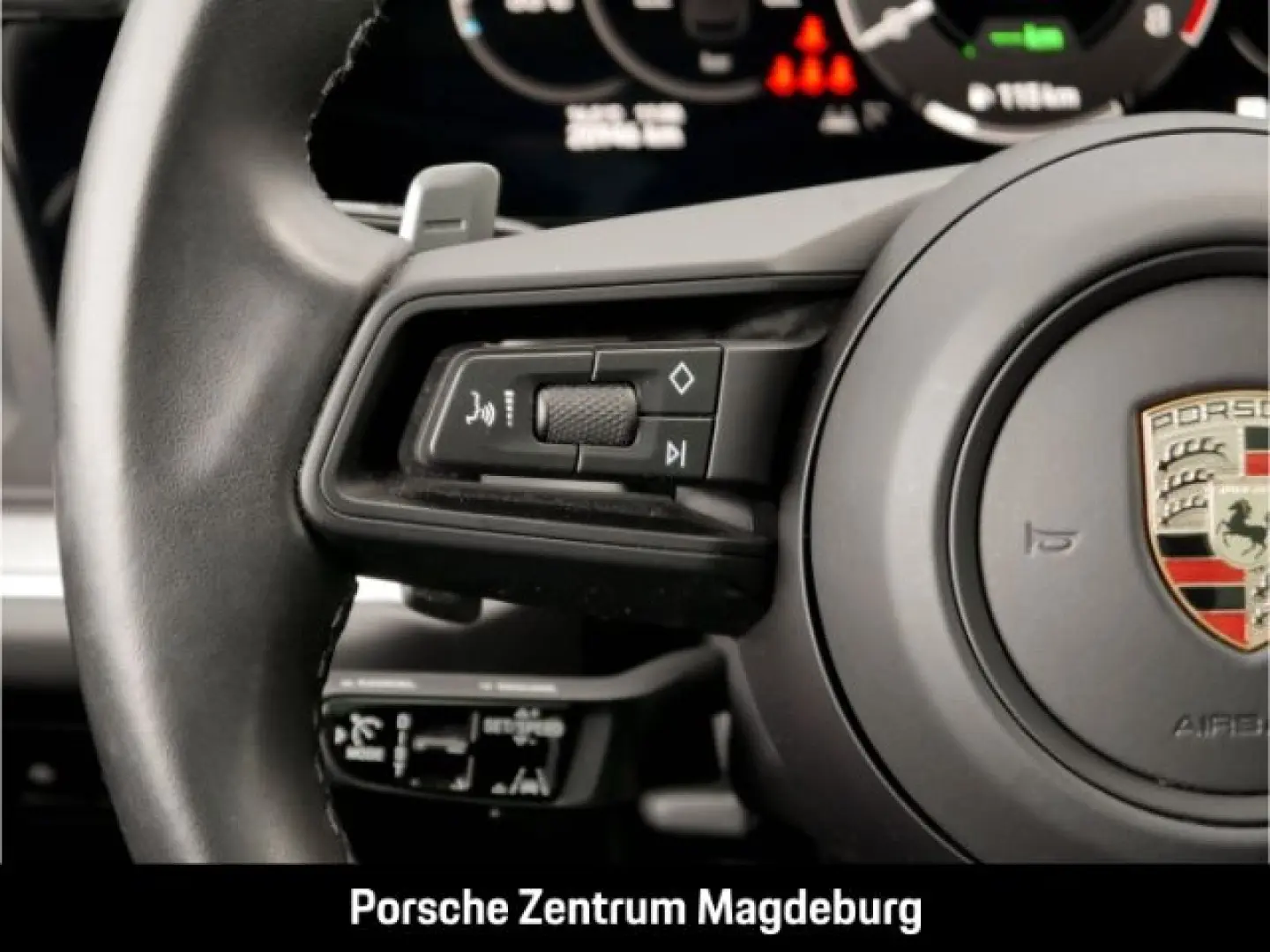 Cayenne E-Hybrid PANO BOSE HD-MATRIX INNO PASM