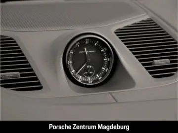 Cayenne E-Hybrid PANO BOSE HD-MATRIX INNO PASM