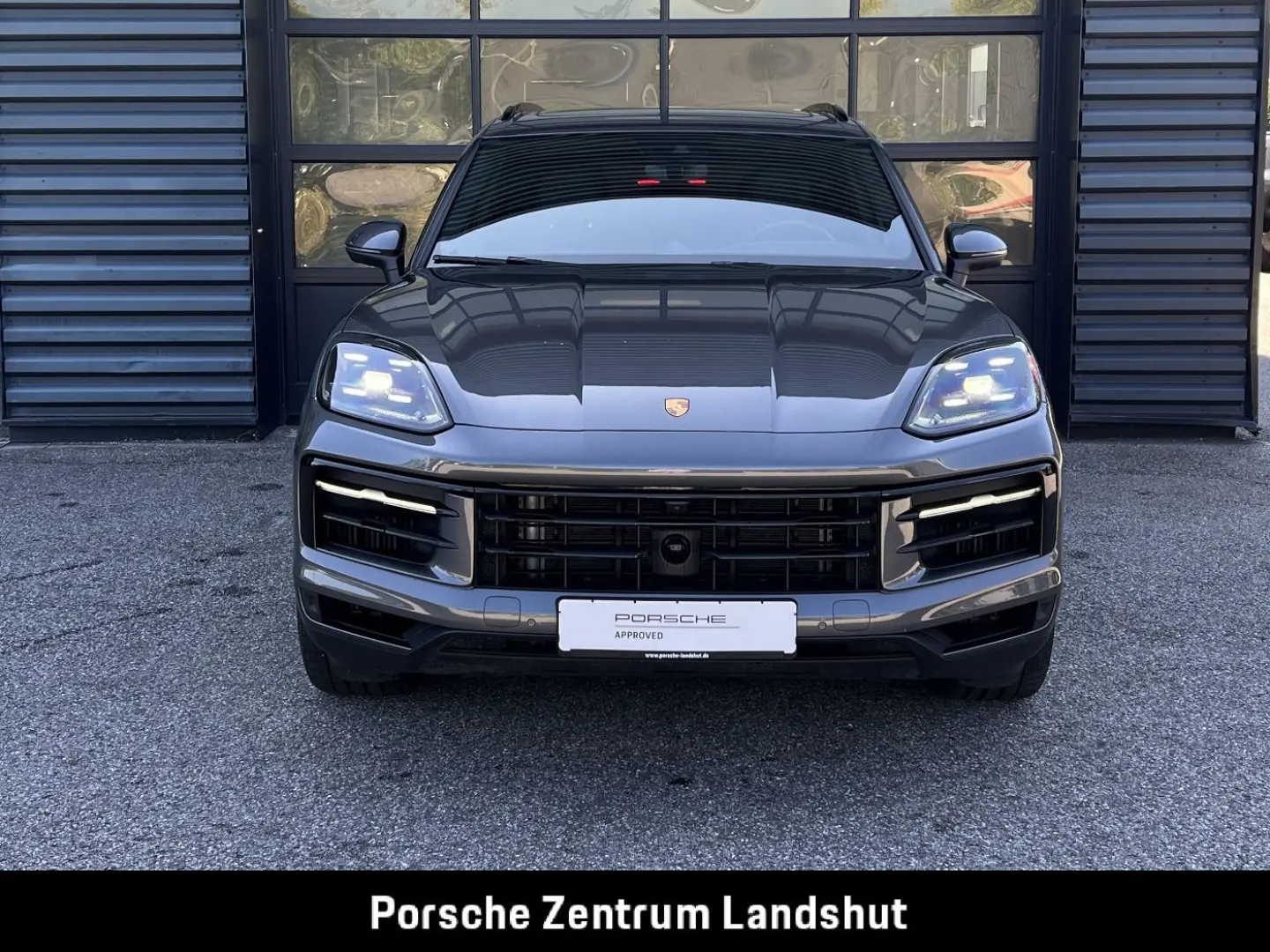 Cayenne E-Hybrid   Luftfederung   InnoDrive