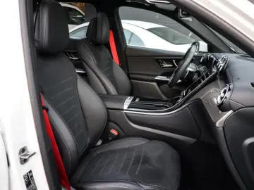 GLC 300 e 4M AMG-Sport Pano AHK Distr 360 Memory