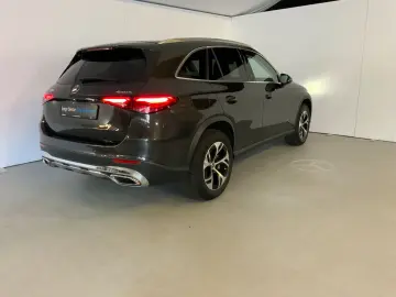 GLC 300 e 4M Ava Burm LED Ambiente DISTRO AHK